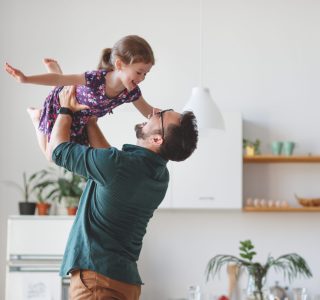 Father's,Day.,Happy,Family,Daughter,Hugs,His,Dad,On,Holiday